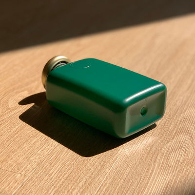 De berijpte Fles van het de Douchegel van Matte Plastic Screw Cap Bottle 350ml Groene Vierkante